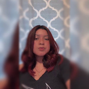 Meet your Posher, Yaireth